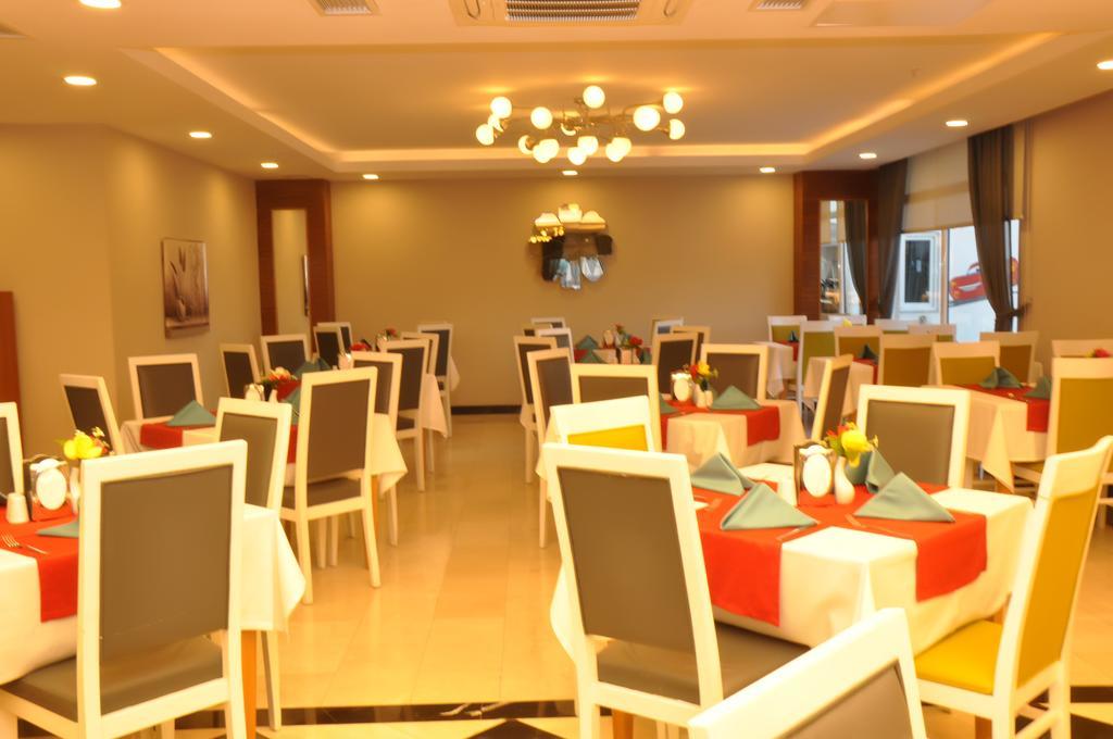 Palm World Side Resort & Spa Εξωτερικό φωτογραφία