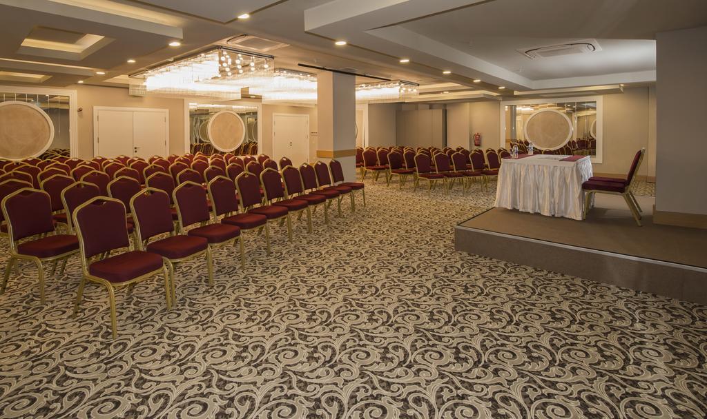 Palm World Side Resort & Spa Εξωτερικό φωτογραφία